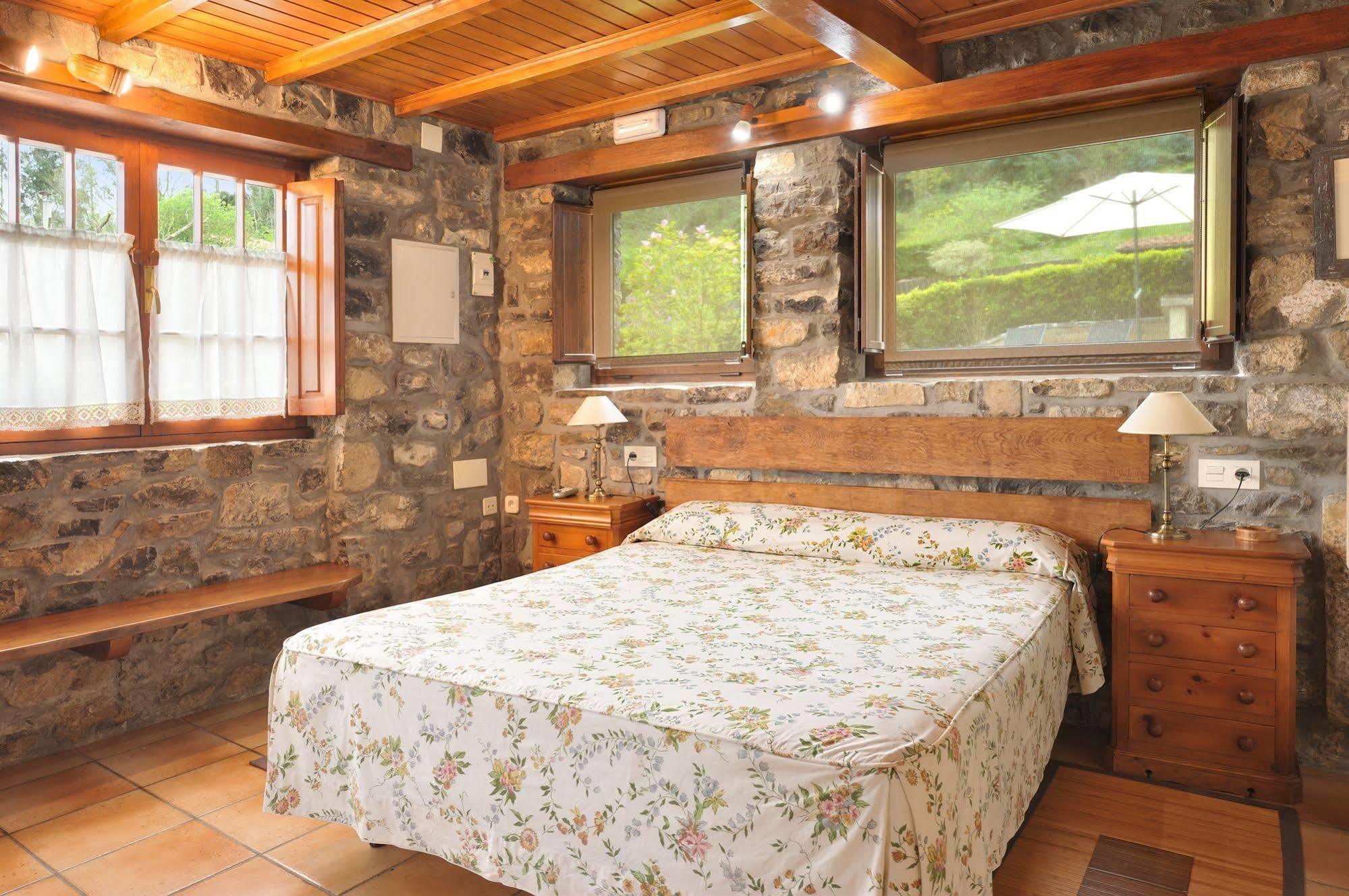Casas Rurales El Llugaron Miravalles Exteriér fotografie